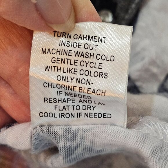 Shana XXL Snap Up Blouse Floral and Chevron Prints Boho Maximalism Artsy - Picture 9 of 12